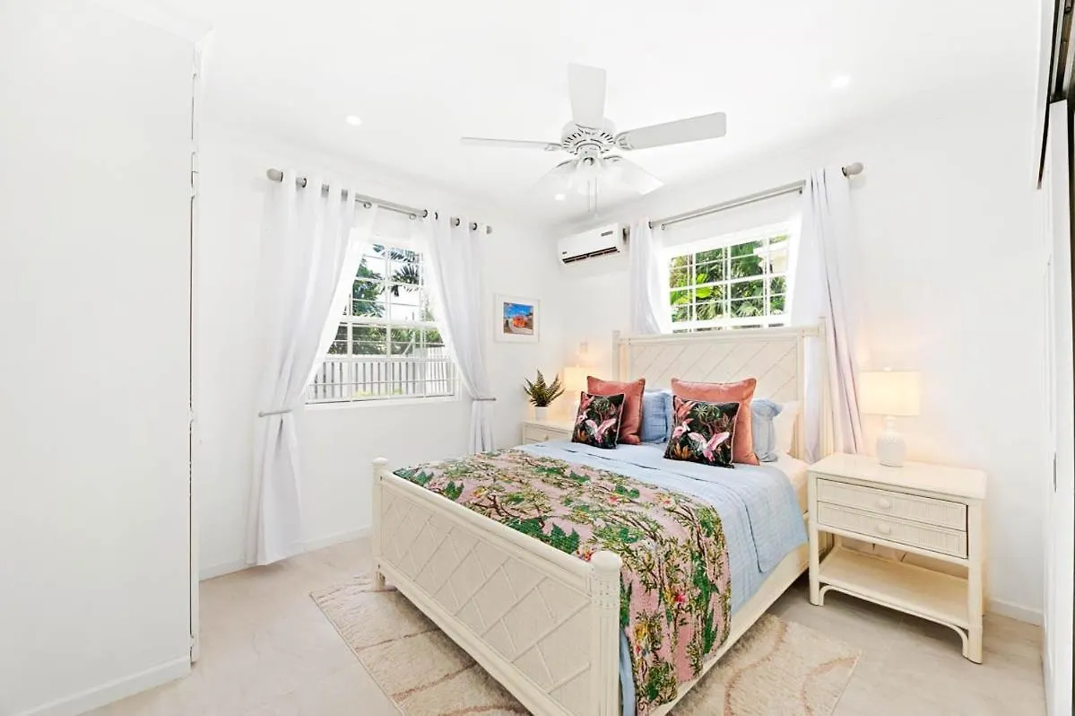 Dom wakacyjny Moonflower Home By Bluescape Saint James